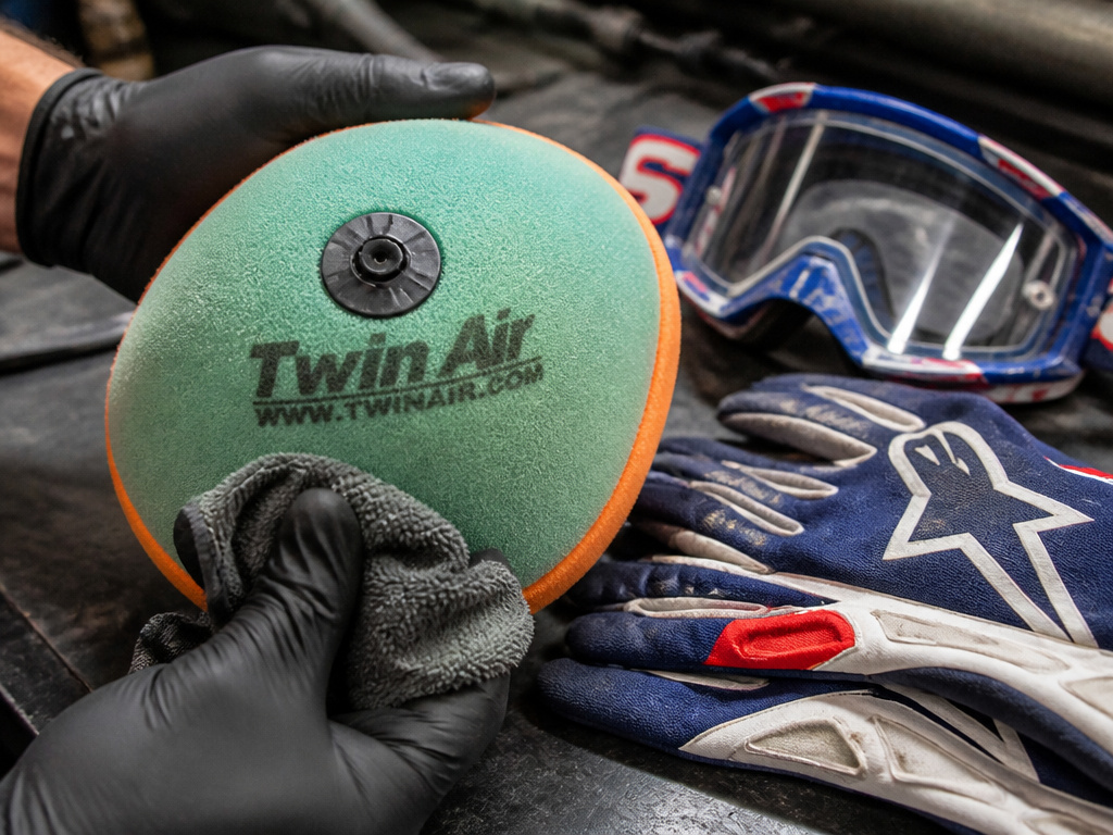 What Motocross Gear Do You Need: The 10 Non-Negotiables